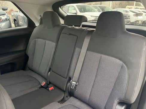 Used 2025 Hyundai Ioniq 5 SE image 29