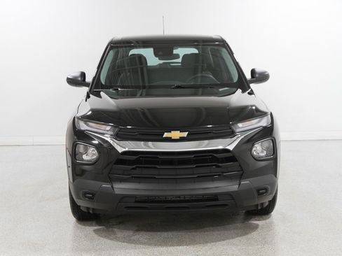 Certified 2023 Chevrolet TrailBlazer LS image 2