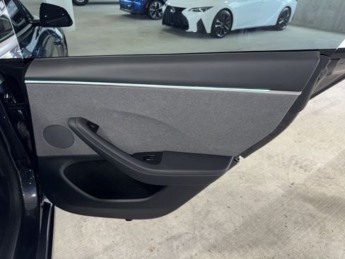 Used 2024 Tesla Model 3 Standard Range RWD image 11