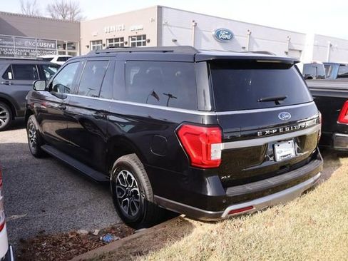 Used 2024 Ford Expedition Max XLT image 7