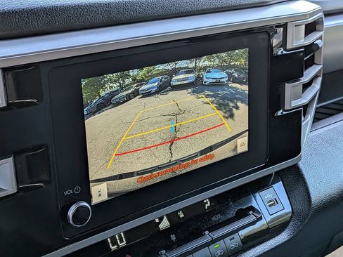 Used 2025 Toyota Tundra SR5 RWD image 7