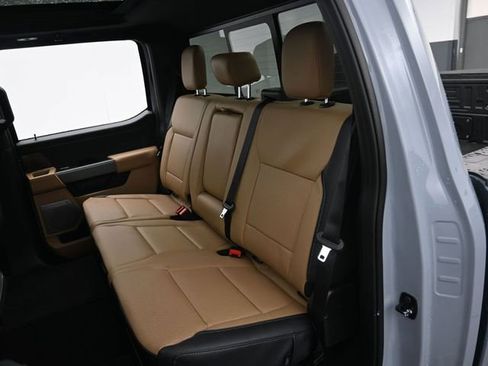 New 2026 Ford F250 Lariat w/ Black Appearance Package image 25