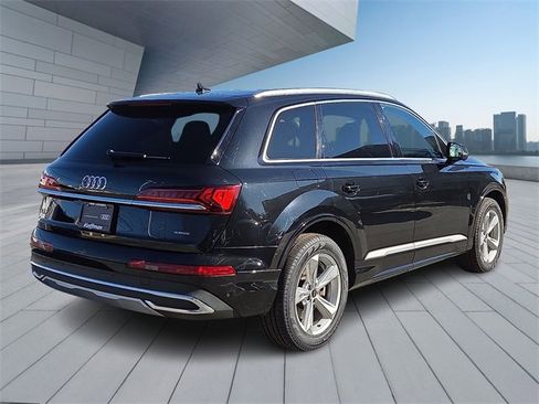 Certified 2022 Audi Q7 2.0T Premium w/ Convenience Package image 6