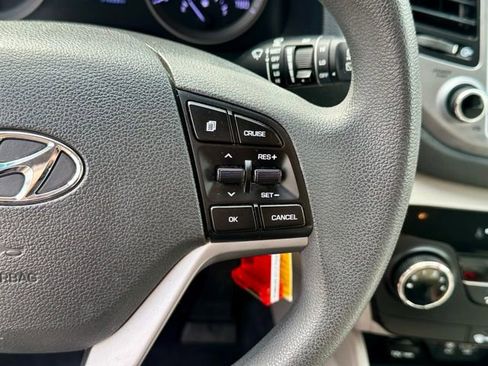 Used 2017 Hyundai Tucson SE image 31