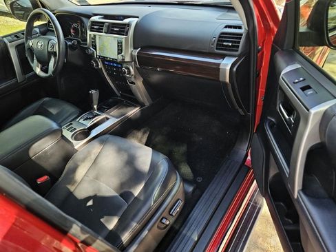Used 2022 Toyota 4Runner Limited image 9