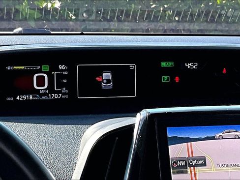 Used 2019 Toyota Prius Prime Premium FWD image 13