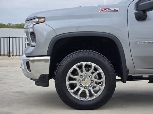New 2025 Chevrolet Silverado 2500 LTZ w/ LTZ Convenience Package AWD/4WD image 7