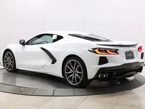 Used 2024 Chevrolet Corvette Stingray Preferred Cpe w/ 2LT image 95