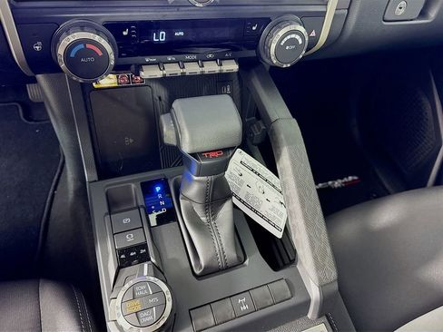 New 2025 Toyota Tacoma TRD Off-Road image 19