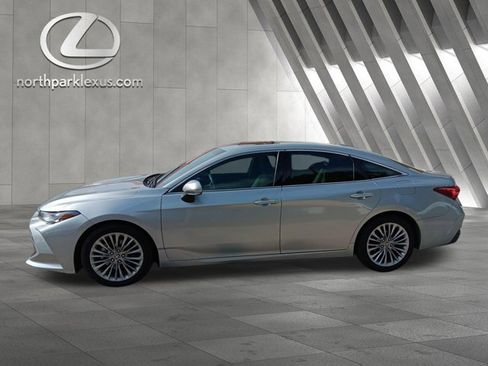 Used 2021 Toyota Avalon Limited w/ Advanced Safety Package image 1