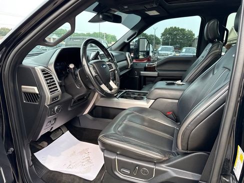 Used 2017 Ford F450 Platinum w/ Platinum Ultimate Package AWD/4WD image 26