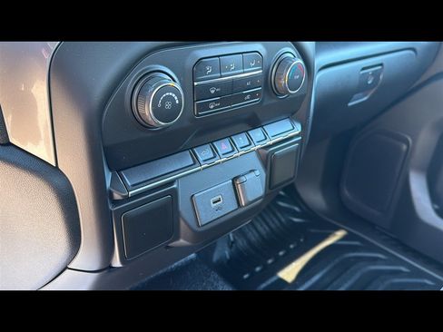 Used 2020 Chevrolet Silverado 2500 W/T image 17