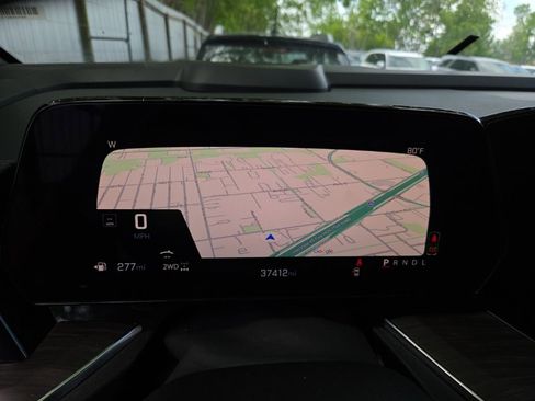 Used 2025 Chevrolet Tahoe LT image 2