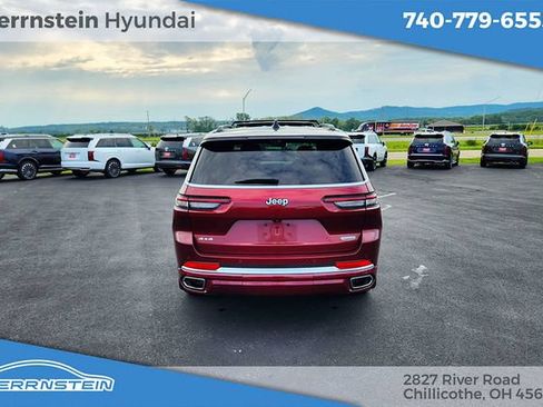 Used 2024 Jeep Grand Cherokee L Summit w/ Advanced Protech Group IV AWD/4WD image 39