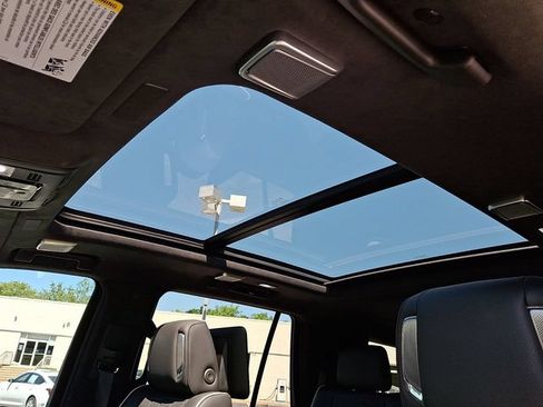 Certified 2025 Cadillac Escalade V AWD/4WD image 18