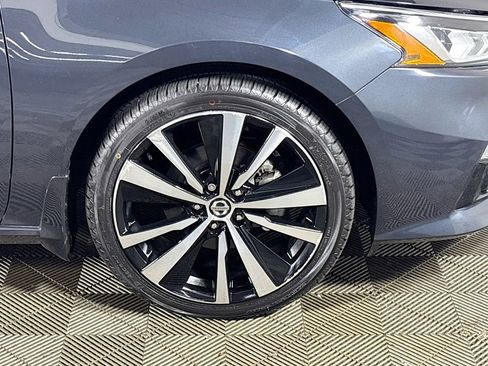 Used 2019 Nissan Altima 2.5 Platinum AWD/4WD image 24