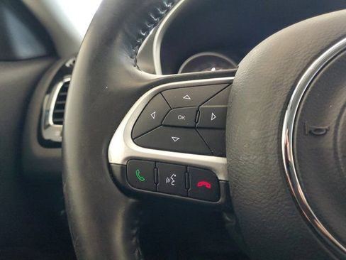 Used 2020 Jeep Compass Latitude image 24