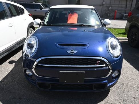 Used 2018 MINI Cooper S FWD image 2