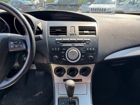 Used 2010 MAZDA MAZDA3 i Touring FWD image 21
