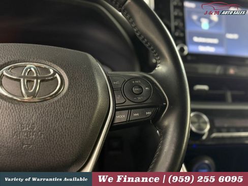 Used 2021 Toyota Venza LE w/ Carpet Mat Package (TMS) AWD/4WD image 24