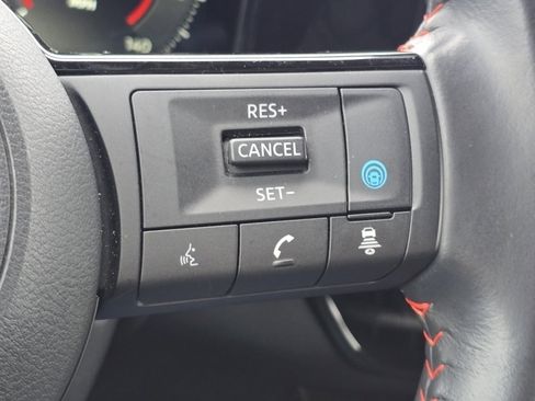 Used 2025 Nissan Kicks SR image 24