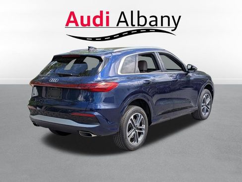 Certified 2025 Audi Q5 Premium w/ Premium Plus AWD/4WD image 4