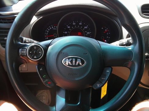Used 2014 Kia Soul image 10