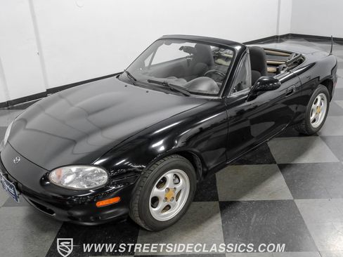 Used 1999 MAZDA MX-5 Miata image 34