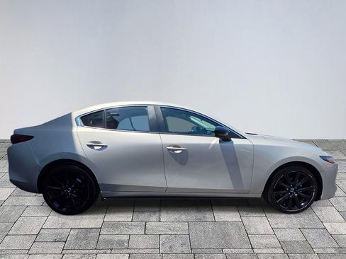 Used 2024 MAZDA MAZDA3 s FWD image 8