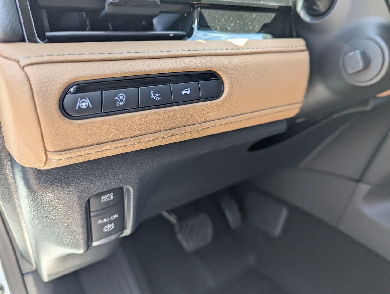New 2027 INFINITI QX80 Luxe w/ Cargo Package RWD image 16