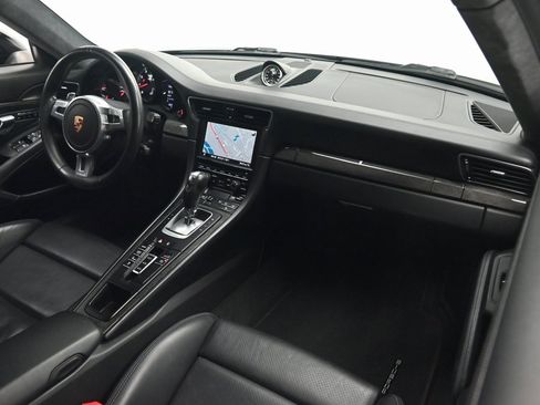 Used 2014 Porsche 911 Turbo S image 10