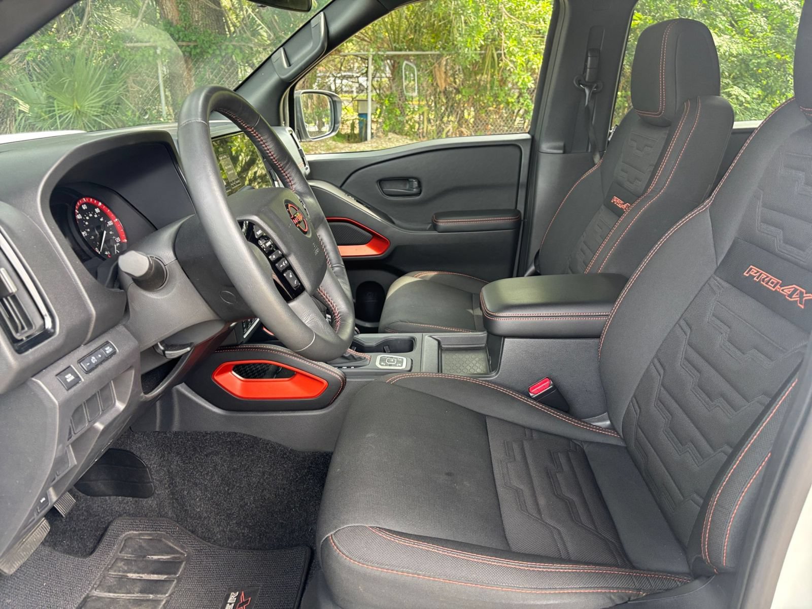 Used 2026 Nissan Frontier PRO-4X AWD/4WD image 27