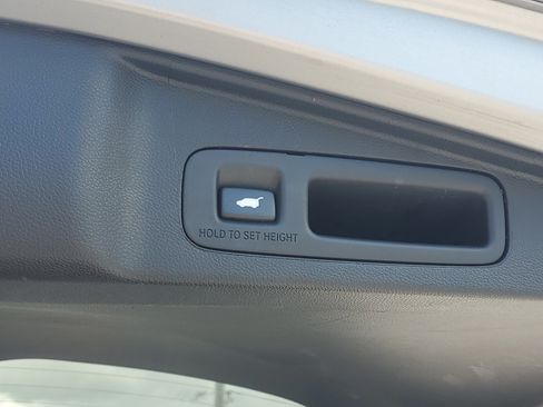 Used 2020 Honda CR-V EX-L image 10
