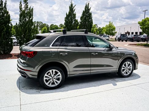 Used 2021 Audi Q3 2.0T Premium Plus w/ Premium Plus Package AWD/4WD image 11