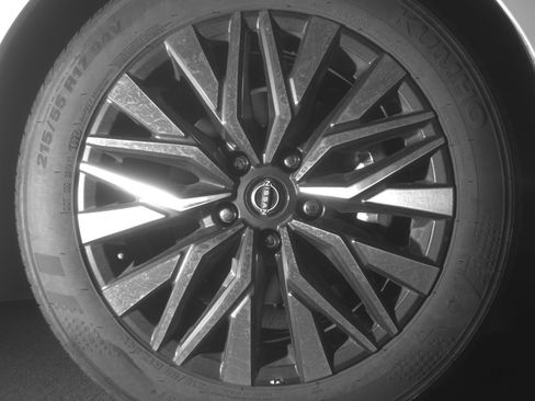 Used 2025 Nissan Altima 2.5 SV image 13