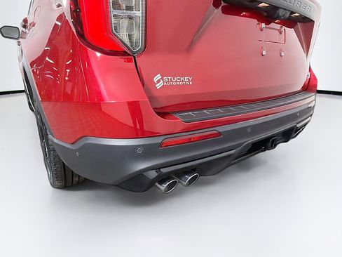 Used 2020 Ford Explorer ST w/ ST Street Pack image 37