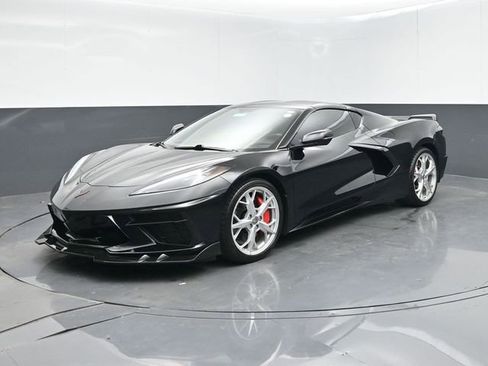 Used 2020 Chevrolet Corvette Stingray Premium Cpe w/ 3LT Preferred Equipment Group RWD image 4