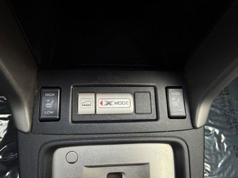 Used 2018 Subaru Forester 2.5i Premium w/ All-Weather Package image 10