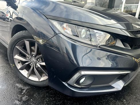 Used 2021 Honda Civic EX image 3