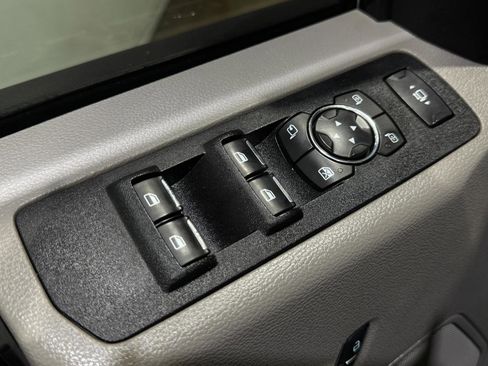 Used 2021 Ford F250 XLT AWD/4WD image 30
