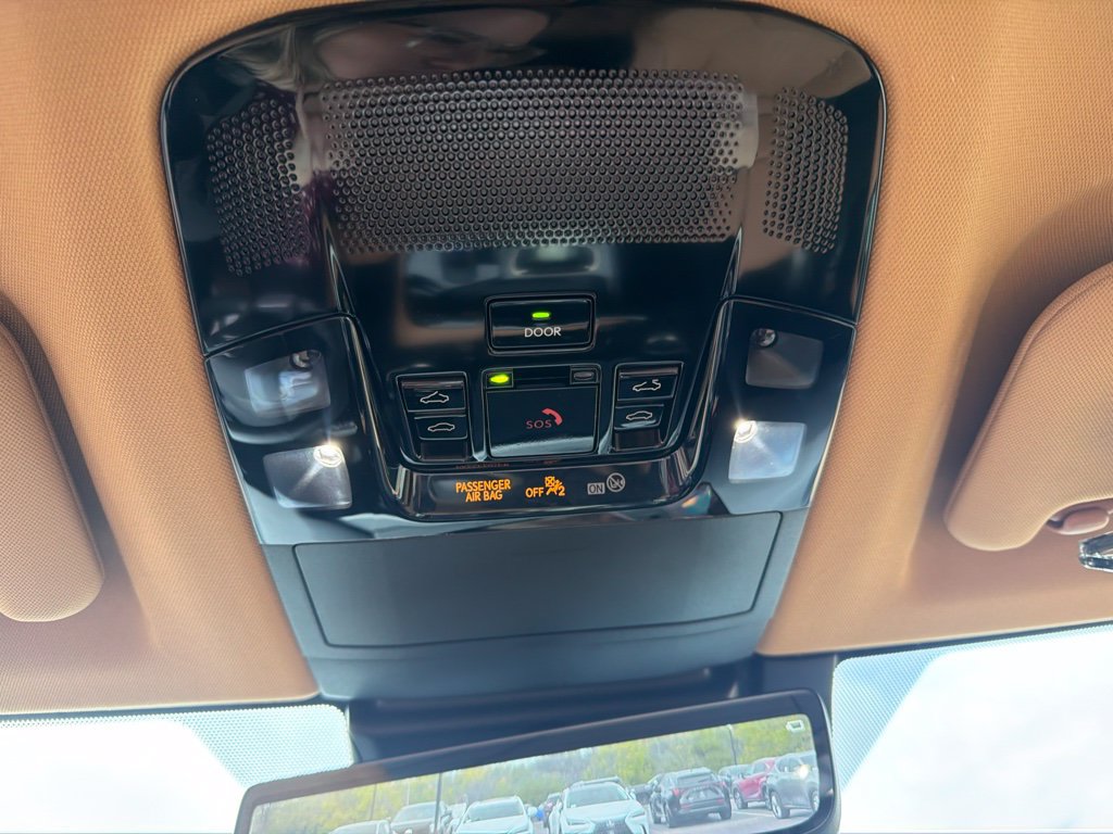Used 2023 Lexus NX 350 AWD image 9