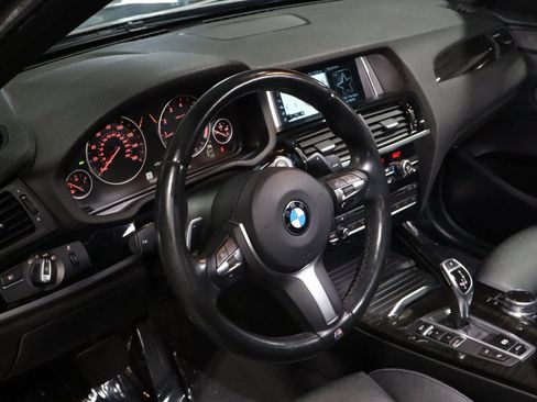 Used 2017 BMW X3 sDrive28i image 9