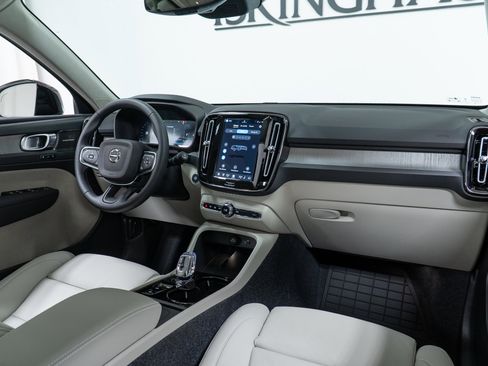 New 2026 Volvo XC40 B5 Ultra w/ Climate Package image 14