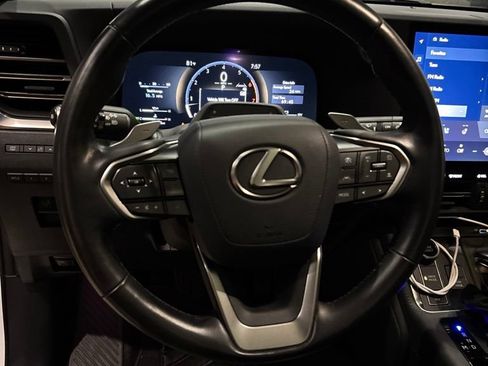 Used 2024 Lexus GX 550 w/ Accessory Package (Z1) AWD/4WD image 5