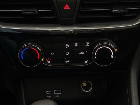 New 2026 Buick Encore GX Sport Touring w/ Studio Series image 25