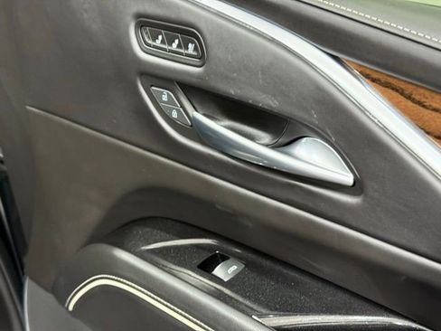 Used 2023 Cadillac Escalade ESV Sport Platinum image 27