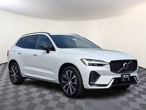 Used 2023 Volvo XC60 B5 Plus w/ Climate Package AWD/4WD image 1
