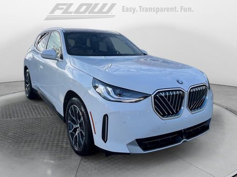 Certified 2025 BMW X3 xDrive30i w/ Premium Package image 1