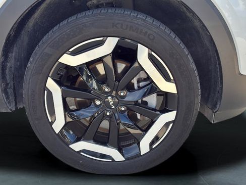 Used 2025 Kia Telluride S FWD image 33