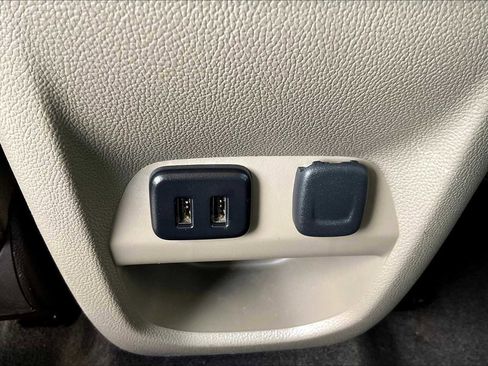 Used 2016 GMC Canyon SLT w/ Driver Alert Package image 29